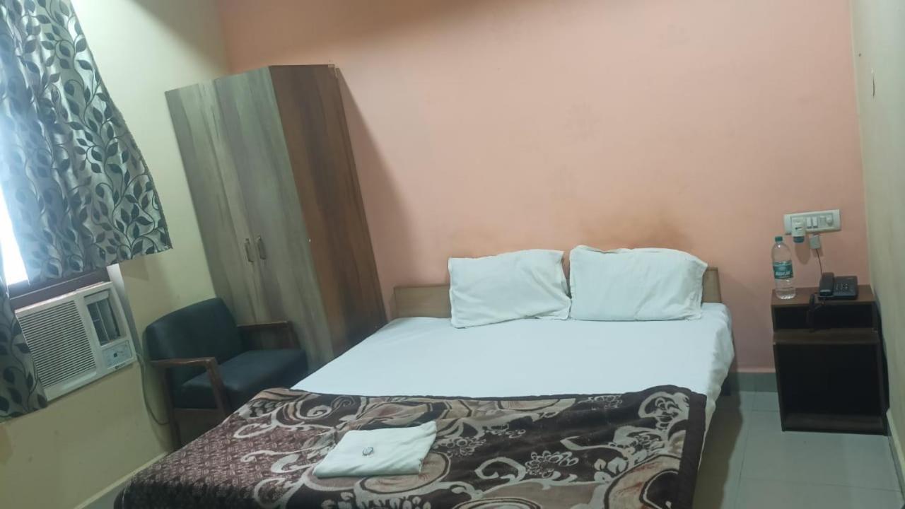 Hotel Shyam Utsav Mirzapur Exterior photo